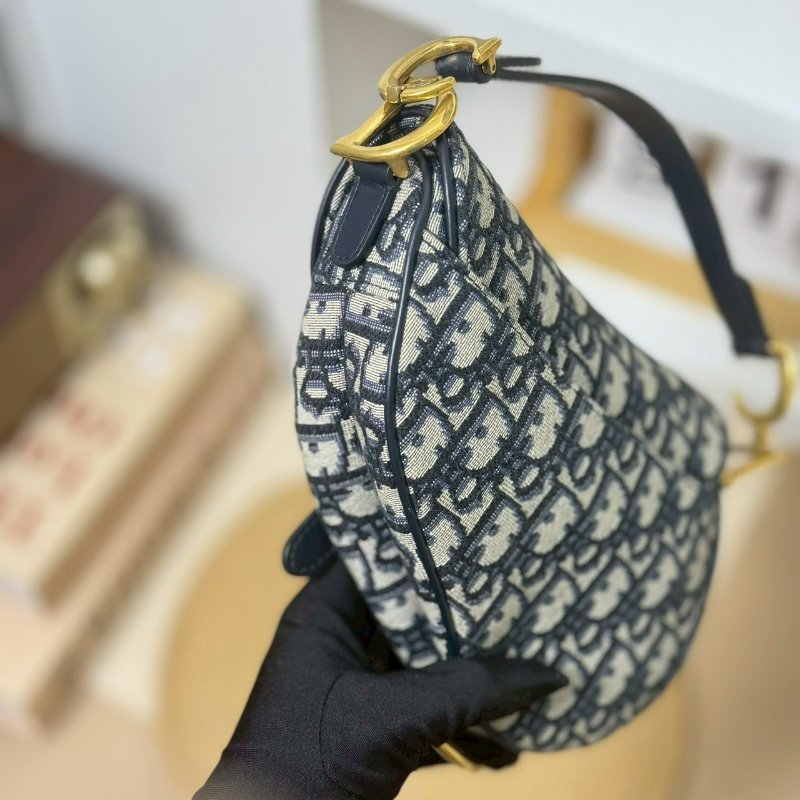 (🤍已售出/可私訊預定)🏷Dior．Saddle Mini 馬鞍包-8