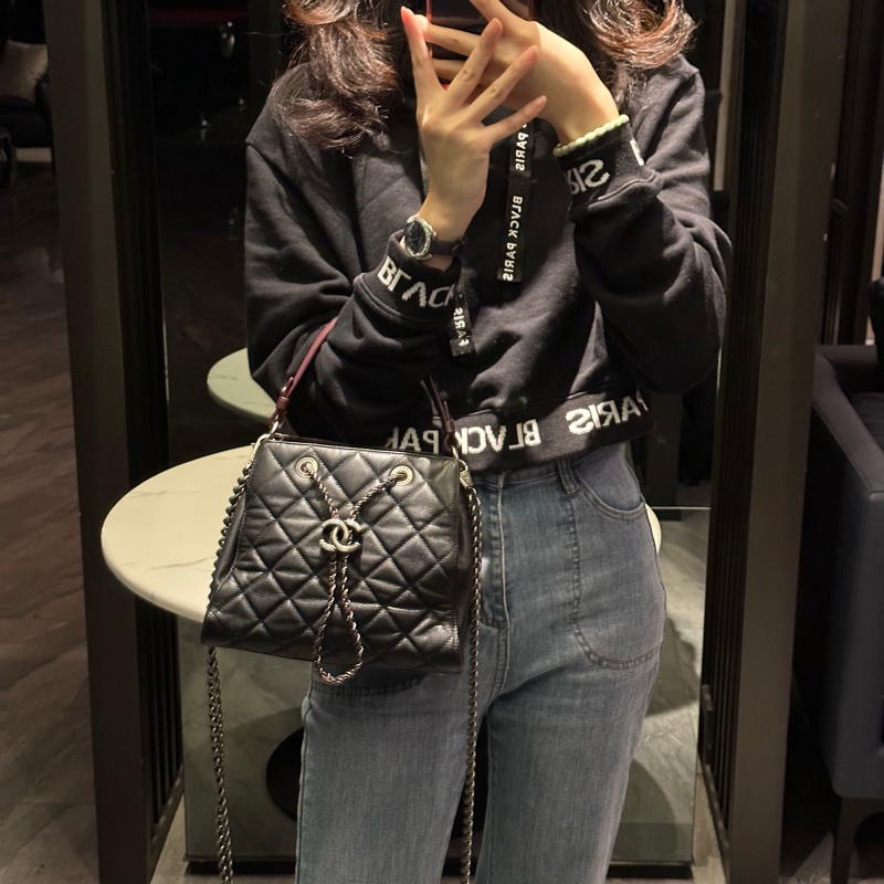 超美❤️ 香奈兒 #黑銀 #荔枝皮 #水桶包 #chanel-1