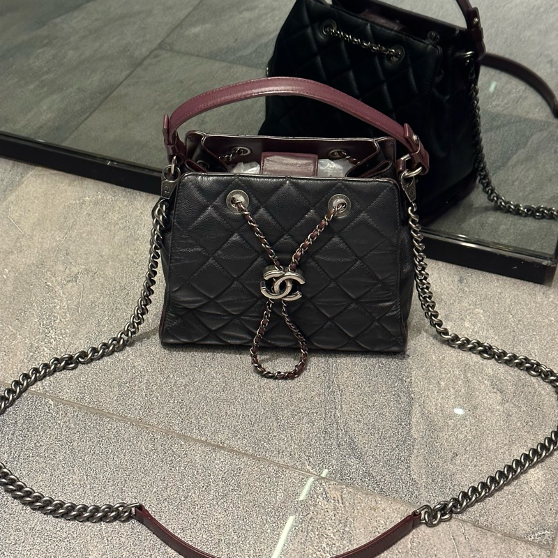 超美❤️ 香奈兒 #黑銀 #荔枝皮 #水桶包 #chanel-8