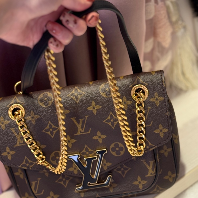 LV Passy老花郵差包 9.9成新-12