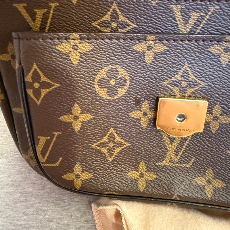 LV Passy老花郵差包 9.9成新-18