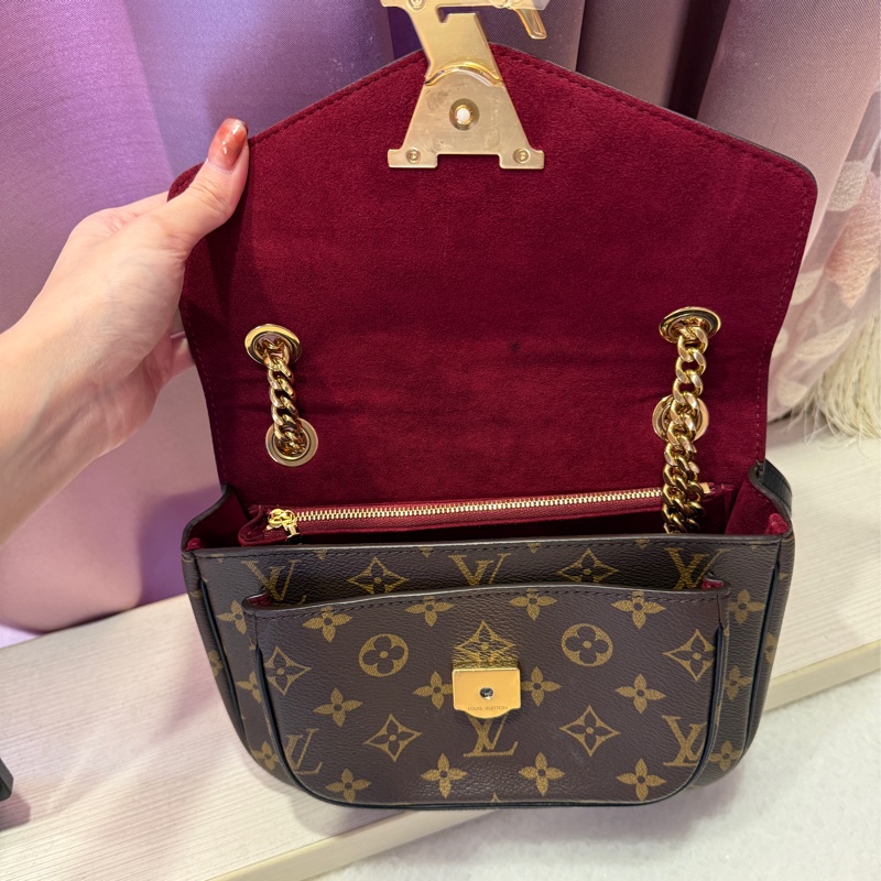 LV Passy老花郵差包 9.9成新-27