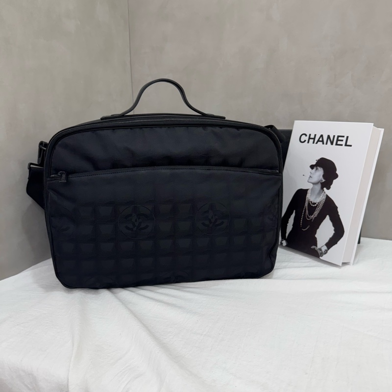 Chanel 黑色黑扣冰格行李箱-4