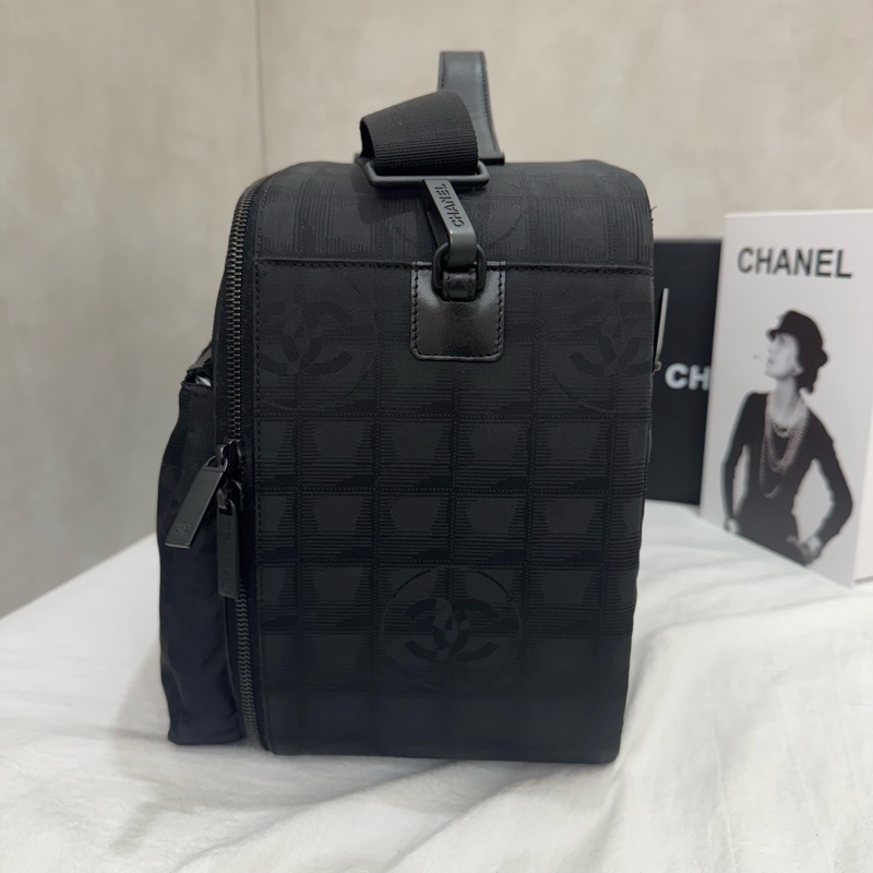 Chanel 黑色黑扣冰格行李箱-6