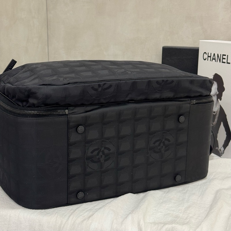 Chanel 黑色黑扣冰格行李箱-8