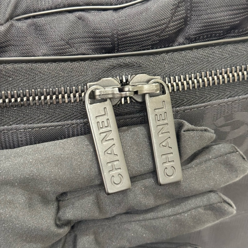 Chanel 黑色黑扣冰格行李箱-29