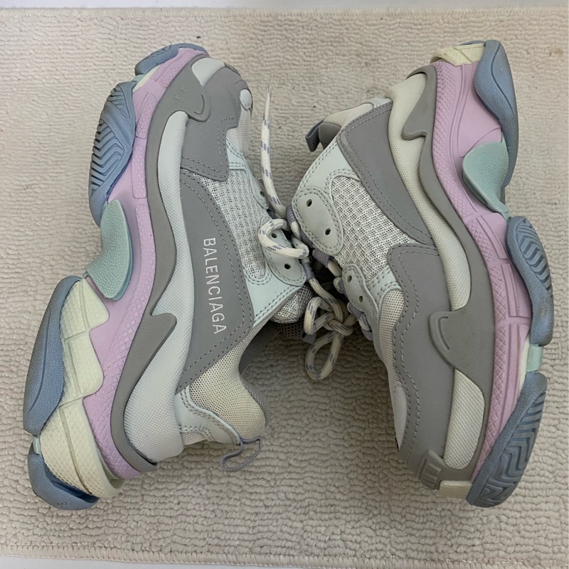 - Balenciaga Triple S-12