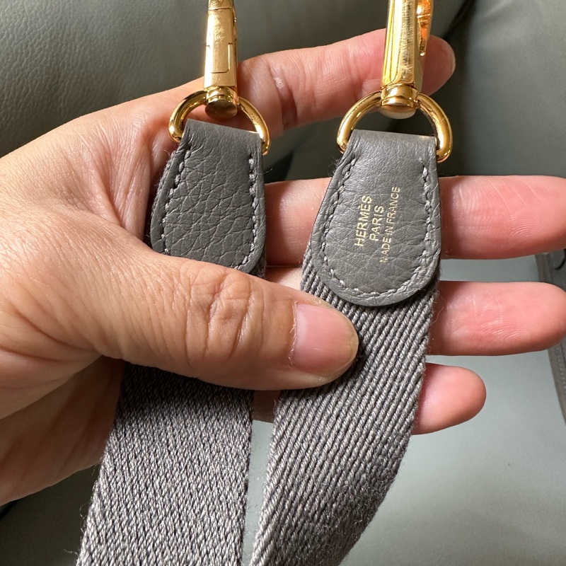 📍【愛馬仕伊芙琳大象灰 Mini 16 金扣】U刻輕微使用痕跡-14