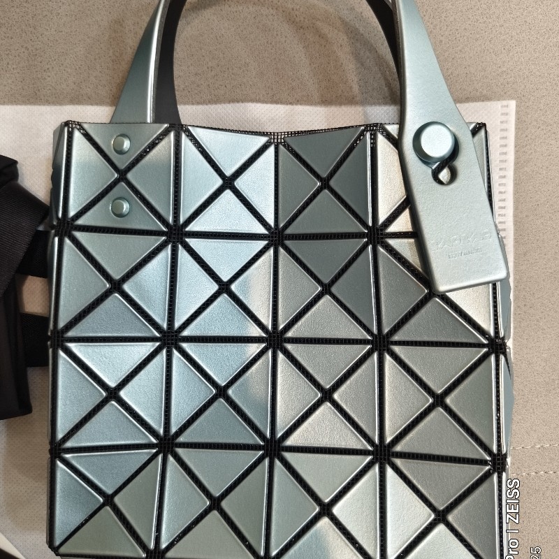 ISSEY MIYAKE 三宅一生 BAOBAO 方格4x4手提包(灰藍色)-6
