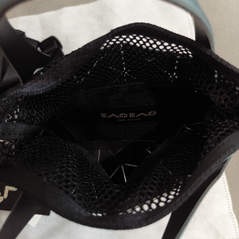 ISSEY MIYAKE 三宅一生 BAOBAO 方格4x4手提包(灰藍色)-8