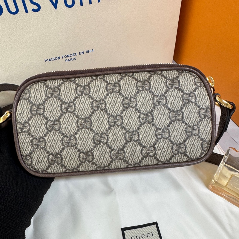 💞💞 Gucci #相機包 #經典老花斜背包-11