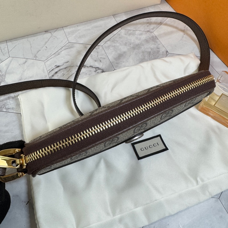 💞💞 Gucci #相機包 #經典老花斜背包-21