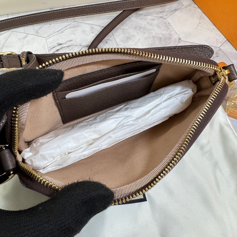 💞💞 Gucci #相機包 #經典老花斜背包-28