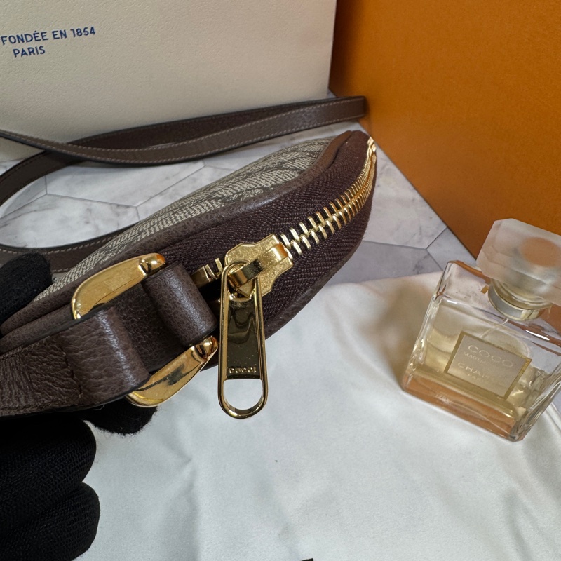 💞💞 Gucci #相機包 #經典老花斜背包-34