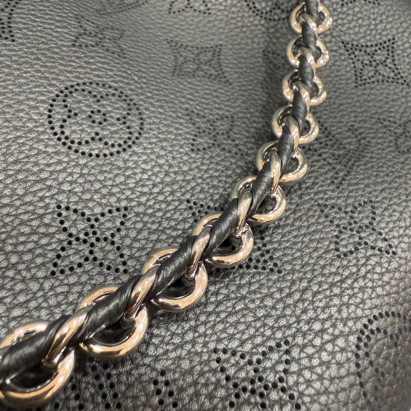 LV M57070 Sac Bella noe 黑色荔枝皮 老花字 紋 肩背包 水桶包 購物包-13