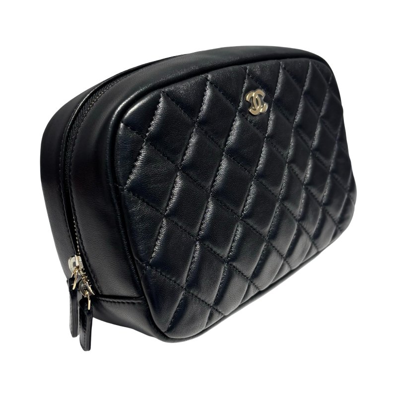 CHANEL POUCH-2