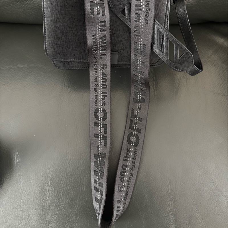 Off White Flap Bag-12
