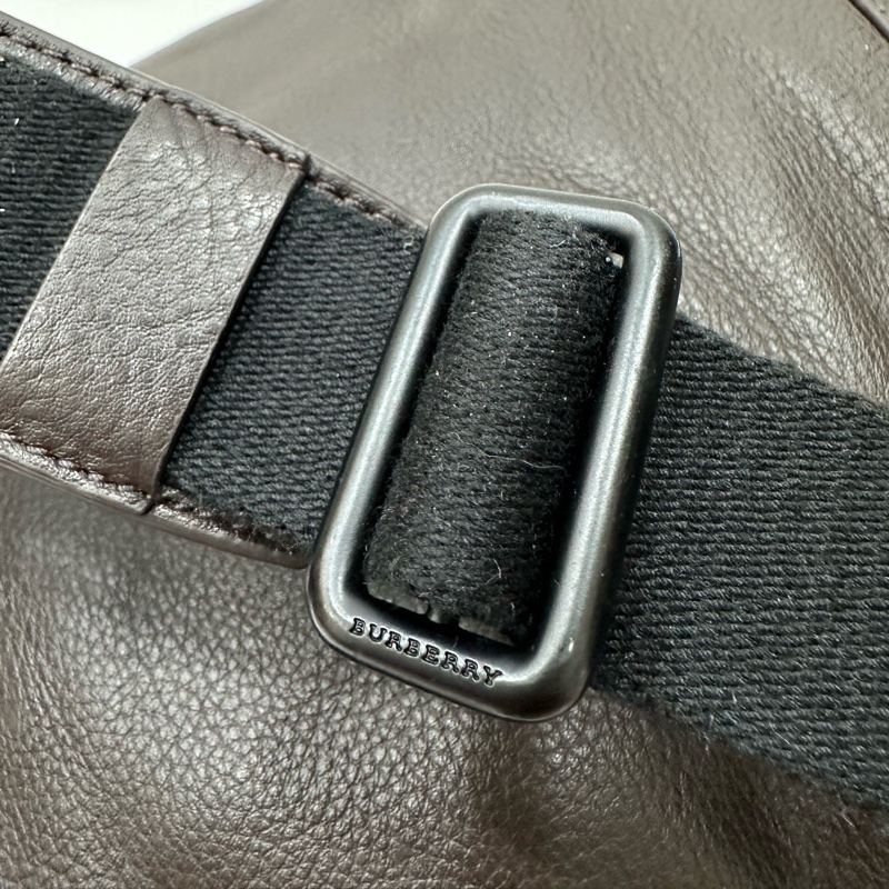 BURBERRY 咖啡色 牛皮 後背包 雙肩包 肩背包 手提包 筆電包-10