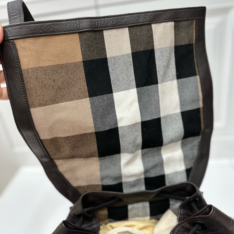 BURBERRY 咖啡色 牛皮 後背包 雙肩包 肩背包 手提包 筆電包-18