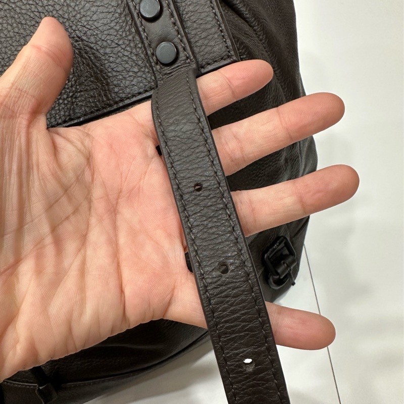 BURBERRY 咖啡色 牛皮 後背包 雙肩包 肩背包 手提包 筆電包-31