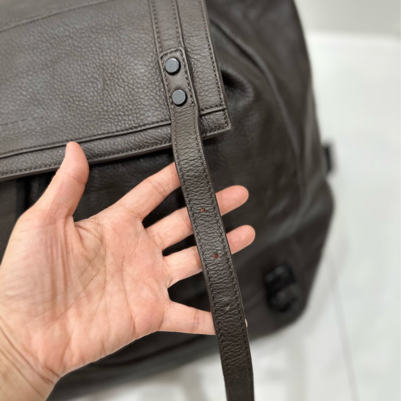BURBERRY 咖啡色 牛皮 後背包 雙肩包 肩背包 手提包 筆電包-32