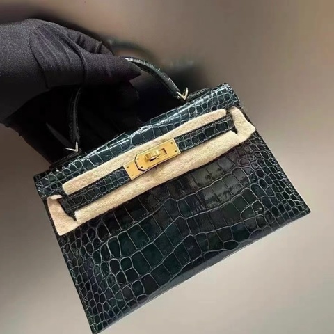 有購證💓 全新Hermes愛馬仕mini kelly二代 松柏綠 金扣 亮面鰐魚皮 Y刻 全套票證都在