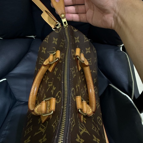 LV Speedy 25 手提款（已釘耳扣可以側背）