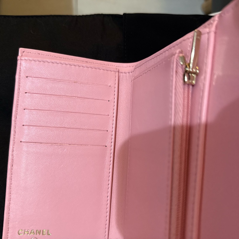 chanel粉紅羊皮菱格淡金釦5卡三折中夾AP0232-10
