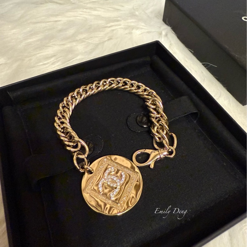 Chanel 圓牌手鍊-11