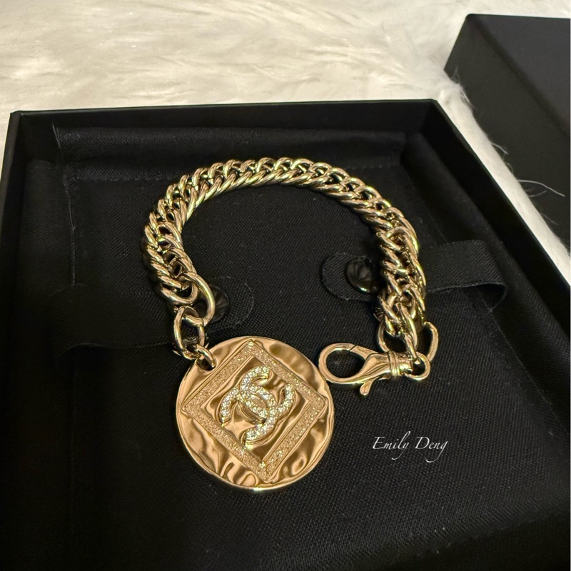 Chanel 圓牌手鍊-12