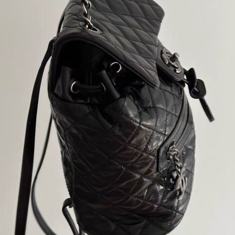 chanel 黑銀 薩爾茨堡油蠟皮後背包小號duma中古包 20*12*23cm 98新 配件塵袋-4