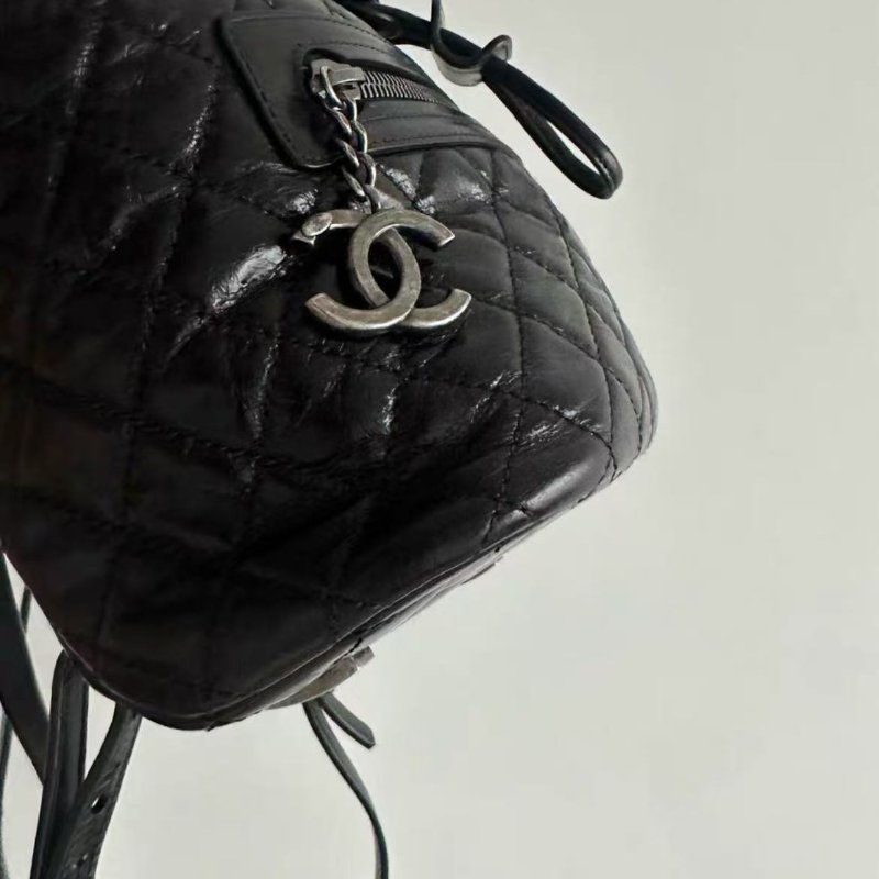 chanel 黑銀 薩爾茨堡油蠟皮後背包小號duma中古包 20*12*23cm 98新 配件塵袋-5