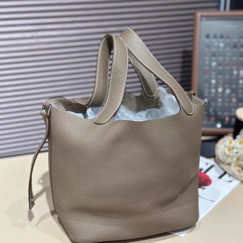 98新 Hermes picotin 22 大象灰 银扣 tc皮 Z刻 附件钥匙锁-1