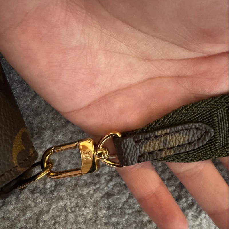 LOUIS VUITTON Félicie Strap & Go M80091-13