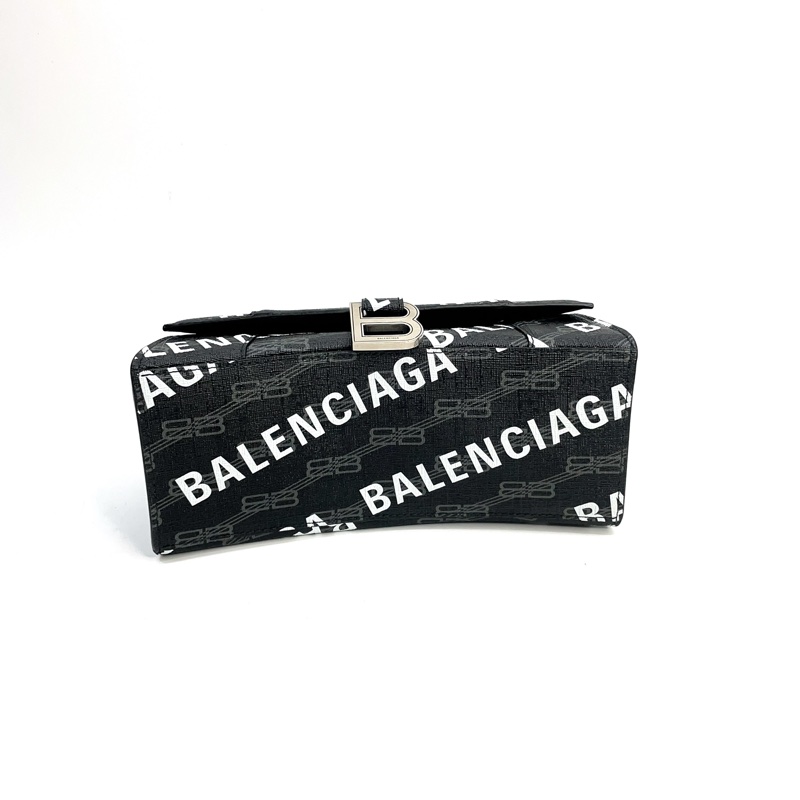 Balenciaga 滿版Logo PVC Hourglass S銀釦沙漏斜背包-4