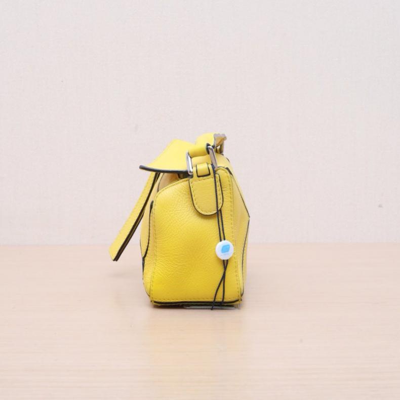 LOEWE(羅意威) Puzzle 18 幾何包 迷你 MINI 黃色-1