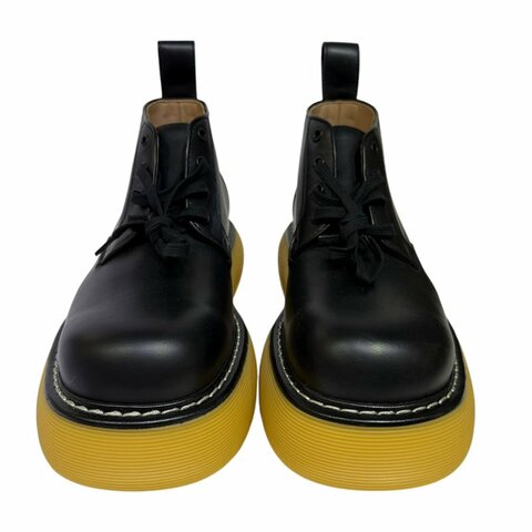 【美收精品】BOTTEGA VENTA 黑色皮革厚底短靴 2-438