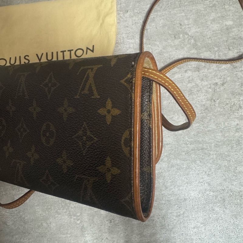 正品Lv vintage 老花斜背包/信封包-7