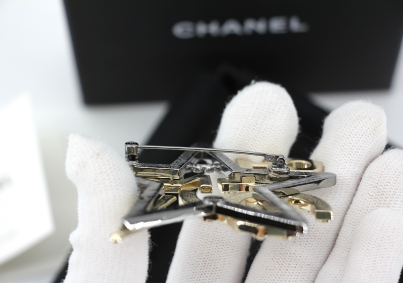 Chanel A21C 水鑽仿珍珠鏤空星形胸針-4
