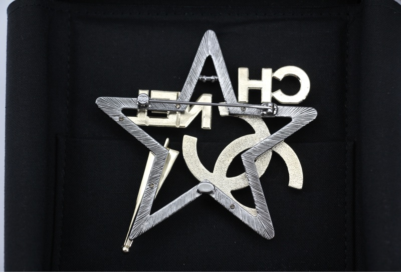Chanel A21C 水鑽仿珍珠鏤空星形胸針-6