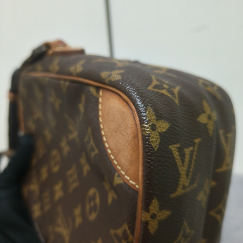 🌺盛夏折扣🌺快閃一週甜價至7/20‼️㊣✨Louis Vuitton✨路易威登 LV 老花 雙層 相機包 肩背包 斜背包 /二手精品/二手包🌳二手樹屋🌳-6