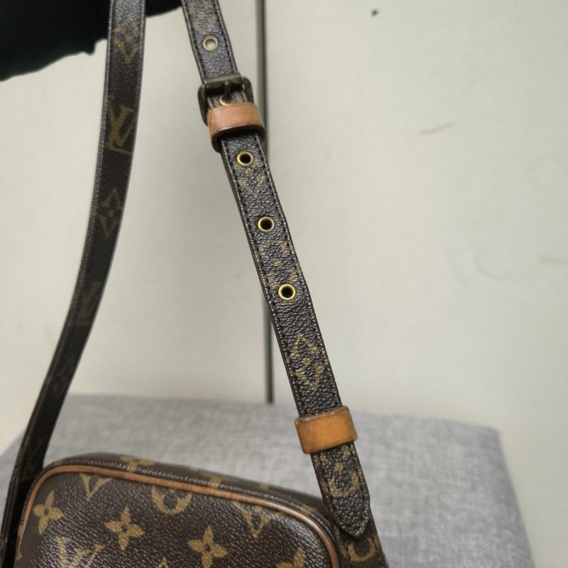 🌺盛夏折扣🌺快閃一週甜價至7/20‼️㊣✨Louis Vuitton✨路易威登 LV 老花 雙層 相機包 肩背包 斜背包 /二手精品/二手包🌳二手樹屋🌳-36