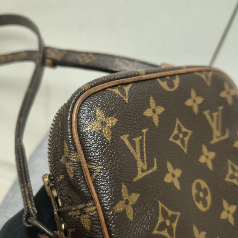 🌺盛夏折扣🌺快閃一週甜價至7/20‼️㊣✨Louis Vuitton✨路易威登 LV 老花 雙層 相機包 肩背包 斜背包 /二手精品/二手包🌳二手樹屋🌳-40
