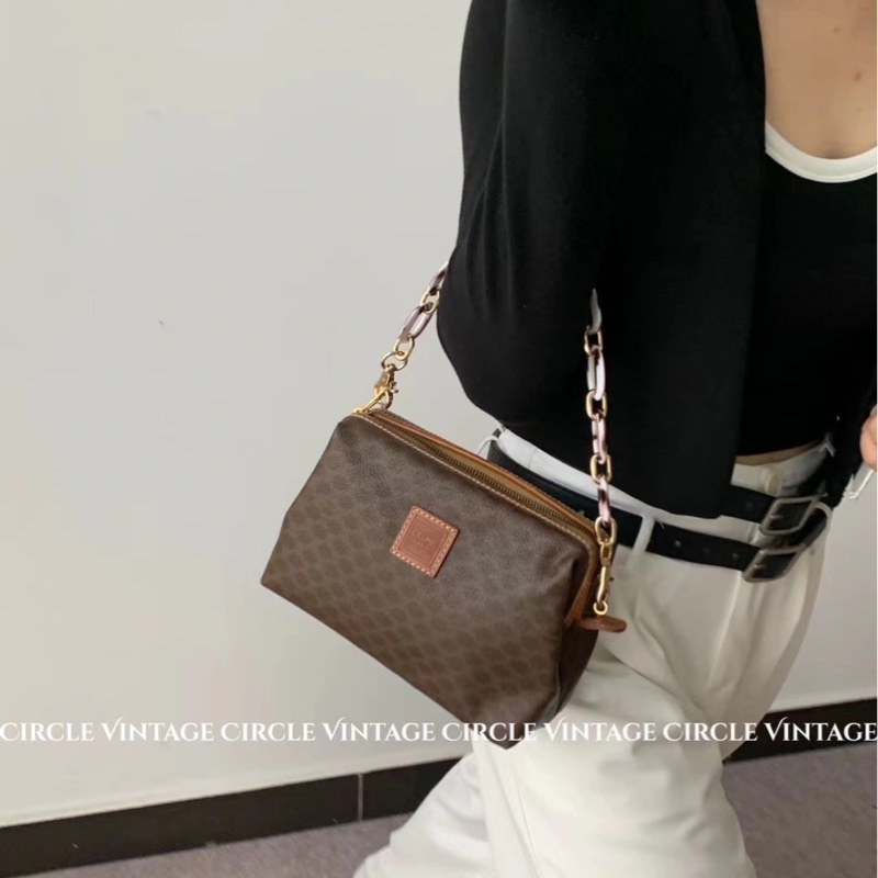 Celine中號經典方牌棕色雲朵包 斜跨包～-2