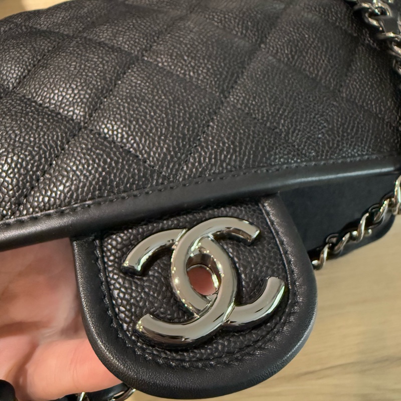Chanel黑荔枝牛皮銀釦冠軍包 魚子醬-4