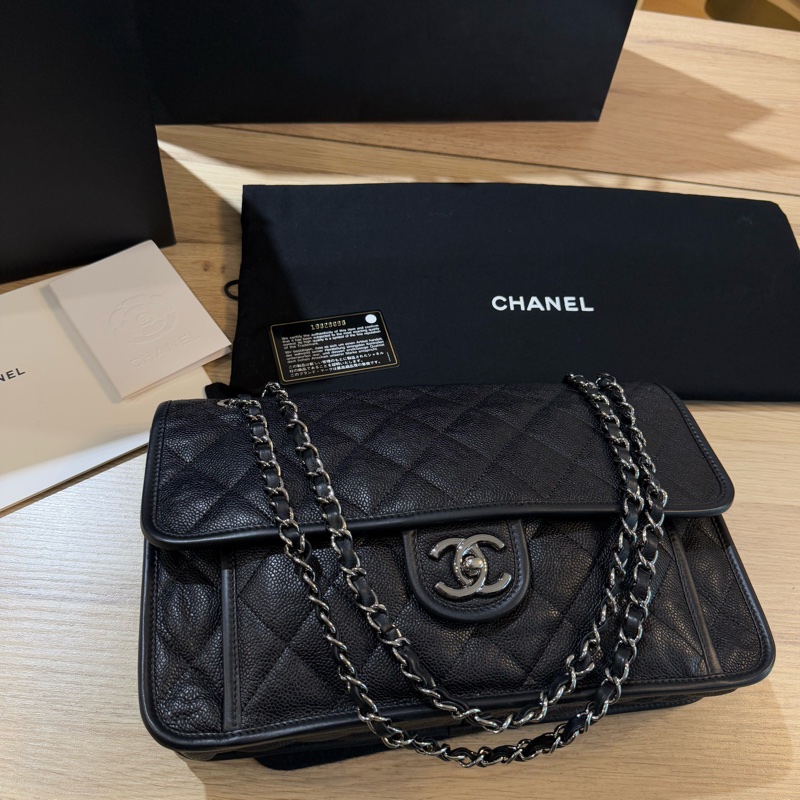 Chanel黑荔枝牛皮銀釦冠軍包 魚子醬-9