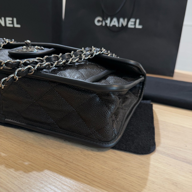 Chanel黑荔枝牛皮銀釦冠軍包 魚子醬-19