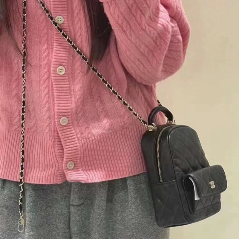 Chanel 荔枝黑金小書包-1