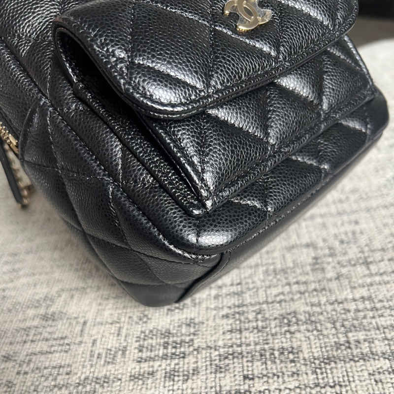 Chanel 荔枝黑金小書包-22