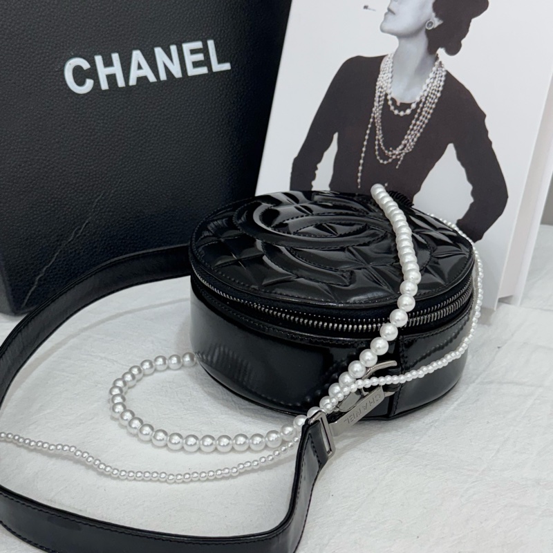 Chanel 漆皮小圓包-2